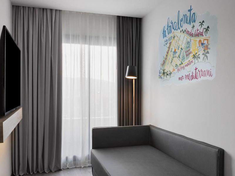 Moxy Barcelona image