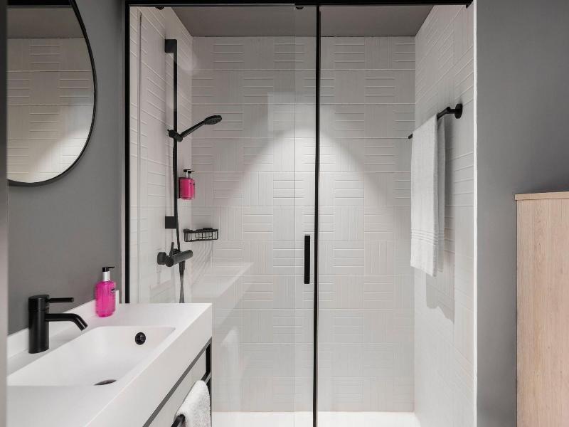 Moxy Barcelona image