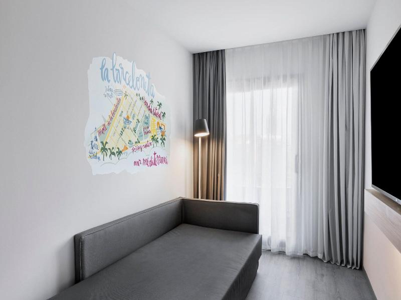 Moxy Barcelona image