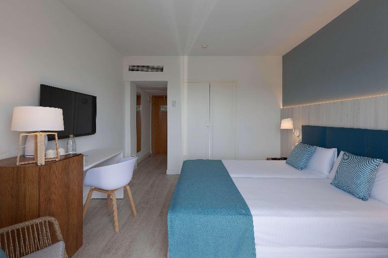 Alua Illa de Menorca image