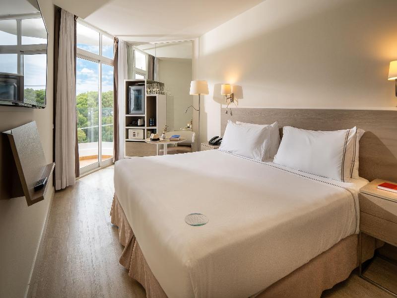 Meliá Cala Galdana image
