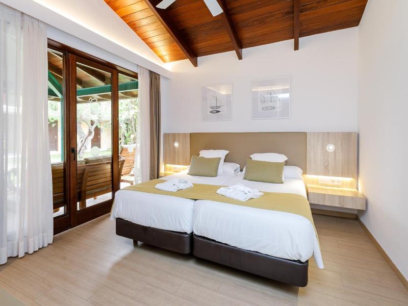 PortBlue Club Pollentia Resort & Spa image