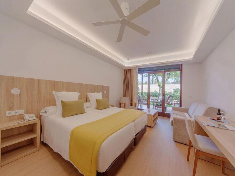PortBlue Club Pollentia Resort & Spa image