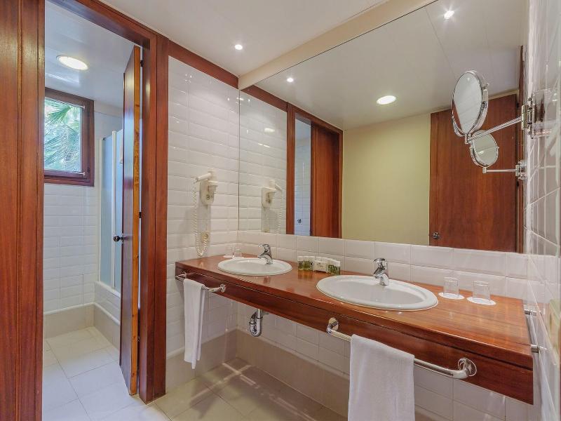 PortBlue Club Pollentia Resort & Spa image
