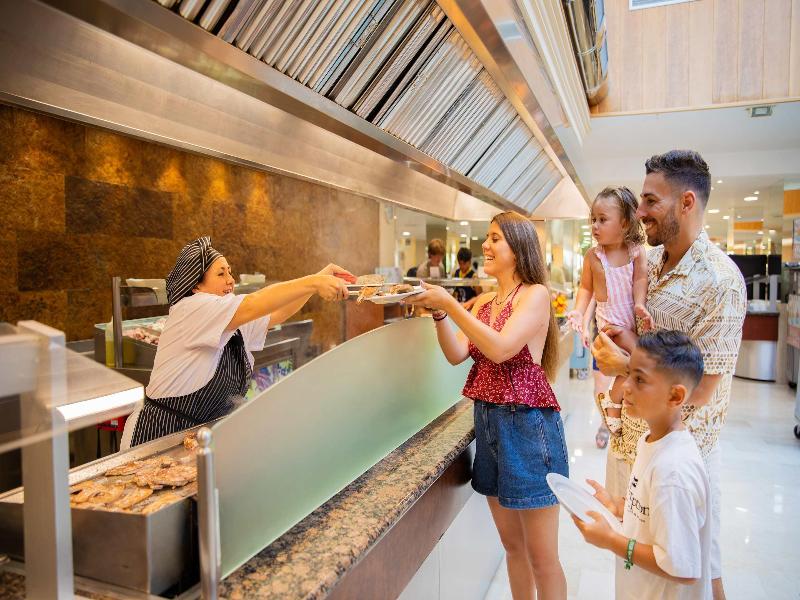 Hotel Servigroup Pueblo Benidorm image