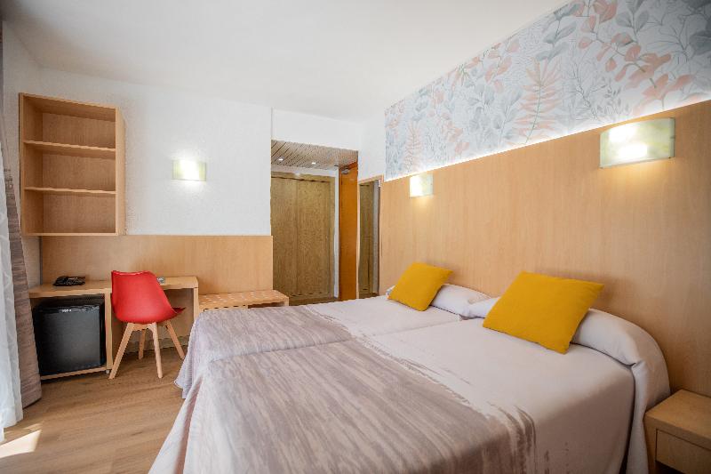 Hotel Servigroup Pueblo Benidorm image