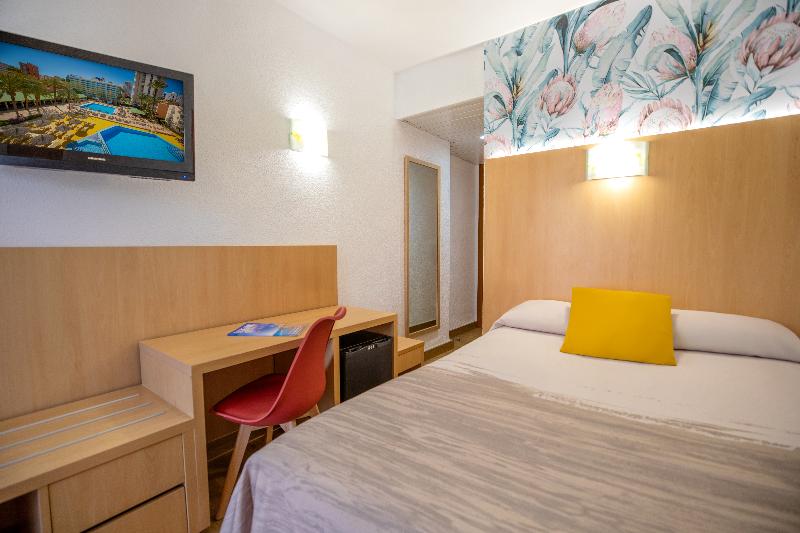 Hotel Servigroup Pueblo Benidorm image