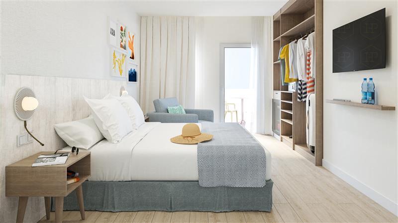 Barcelo Ponent Beach image