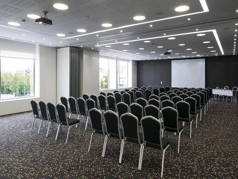 Barcelo Sants image
