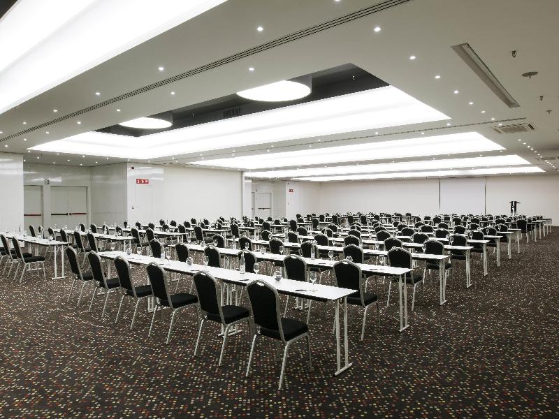 Barcelo Sants image