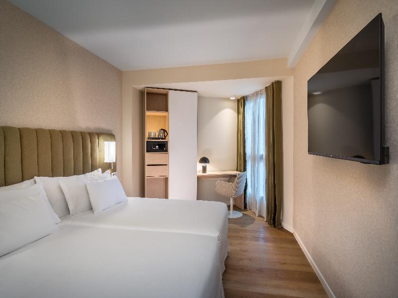 Barcelo Bilbao Nervion image
