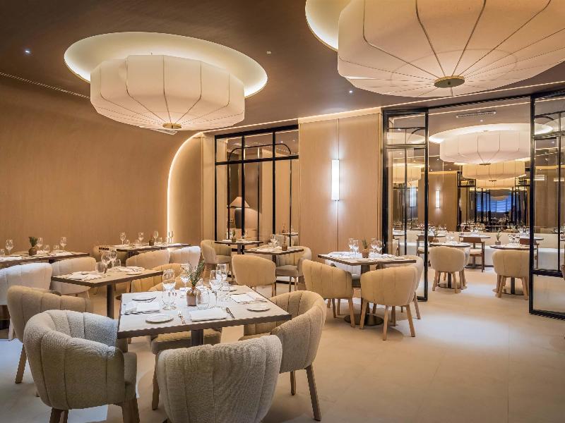 Barcelo Bilbao Nervion image