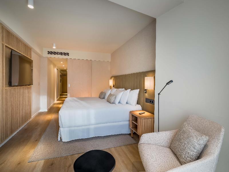 Barcelo Bilbao Nervion image
