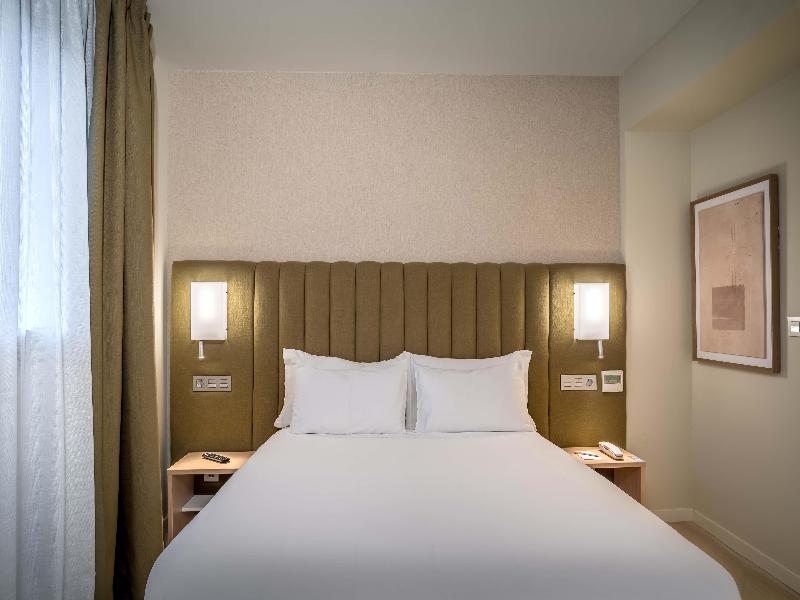 Barcelo Bilbao Nervion image