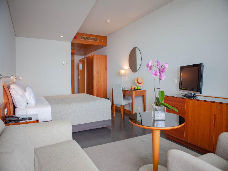 VidaMar Resorts Madeira image