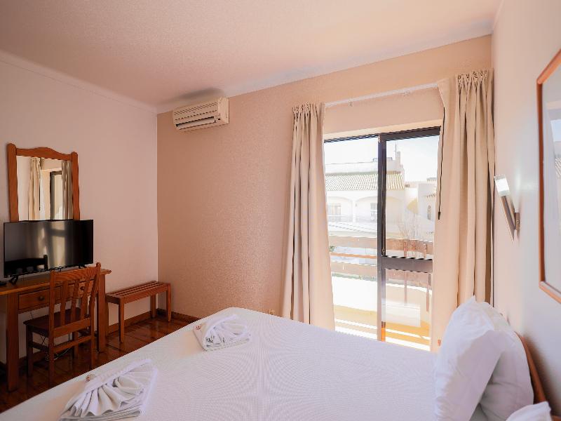 Portimao Center Hotel by Umbral image