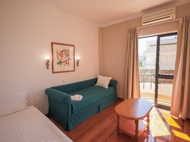 Portimao Center Hotel by Umbral image