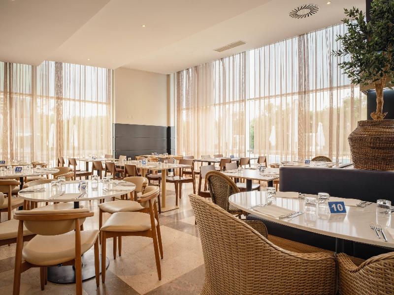 Tryp Lisboa Caparica Mar Hotel image