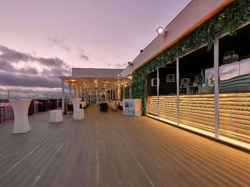 Tryp Lisboa Caparica Mar Hotel image