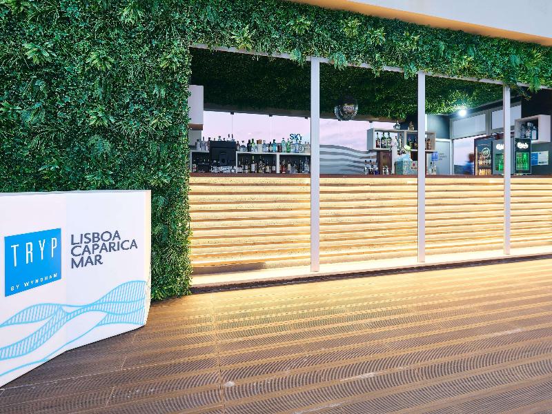 Tryp Lisboa Caparica Mar Hotel image