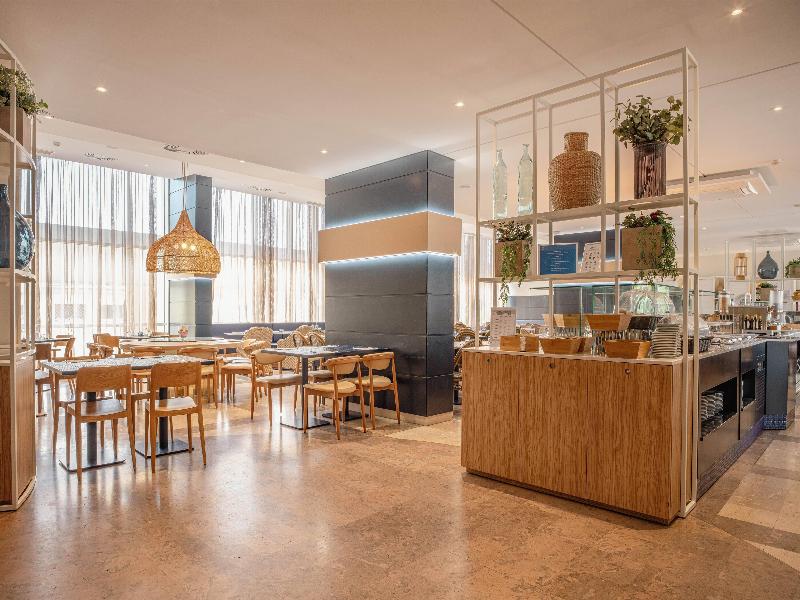Tryp Lisboa Caparica Mar Hotel image