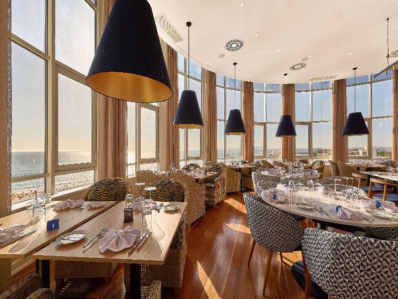 Tryp Lisboa Caparica Mar Hotel image
