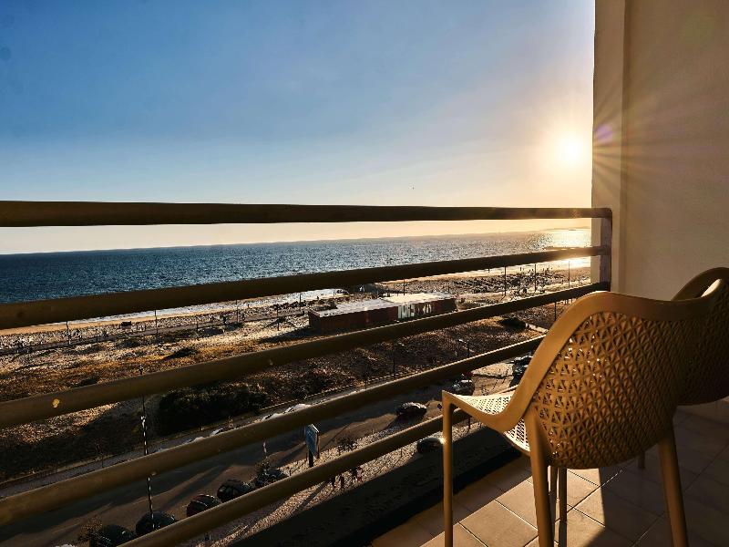 Tryp Lisboa Caparica Mar Hotel image