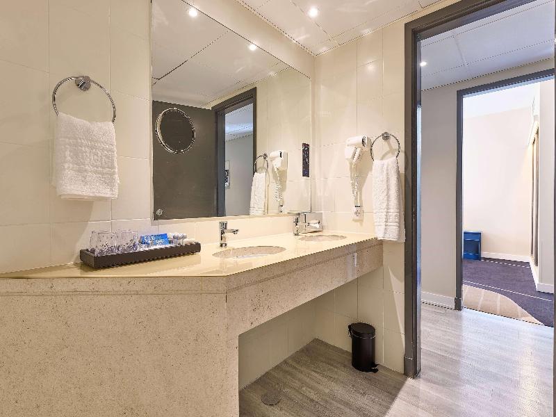 Tryp Lisboa Caparica Mar Hotel image