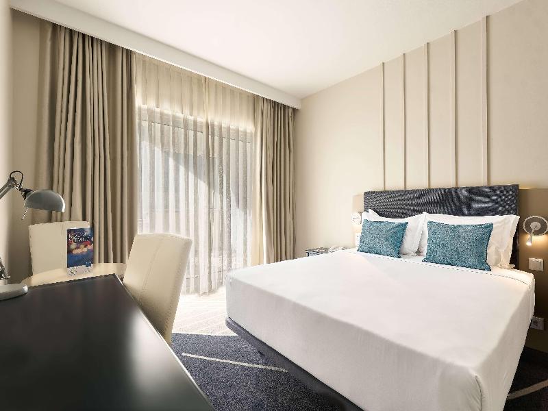 Tryp Lisboa Caparica Mar Hotel image