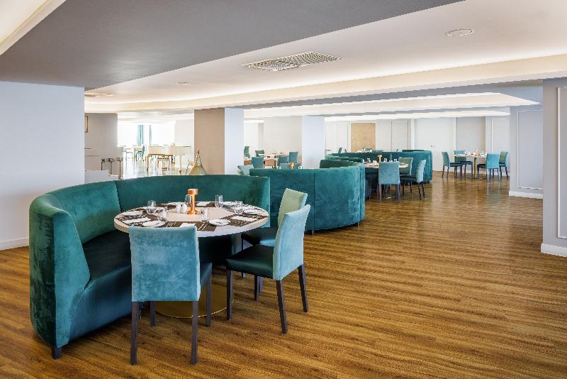 Jupiter Albufeira Hotel – Family & Fun image