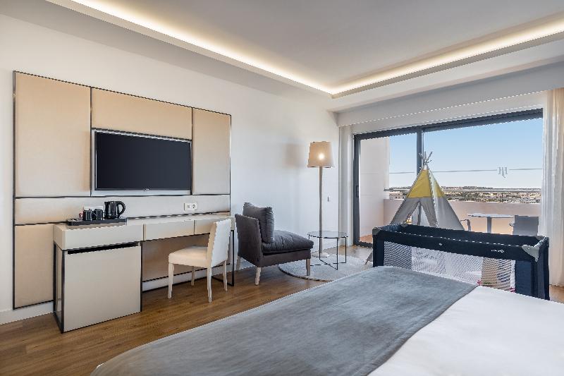 Jupiter Albufeira Hotel – Family & Fun image