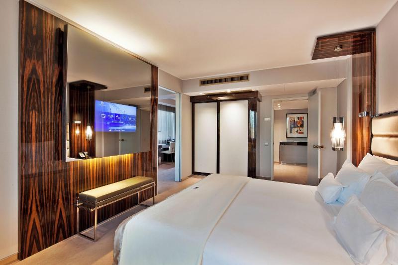 Altis Grand Hotel image