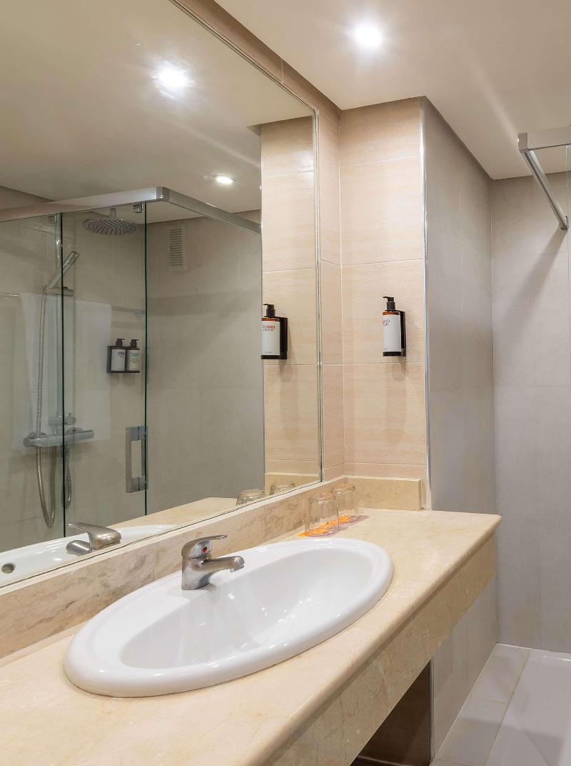 Ocean House Costa del Sol, affiliated by Melia image