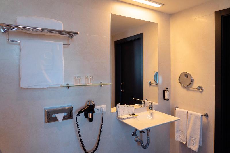 Sercotel Córdoba Medina Azahara image
