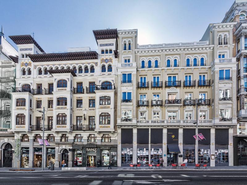 Catalonia Gran Via Madrid image