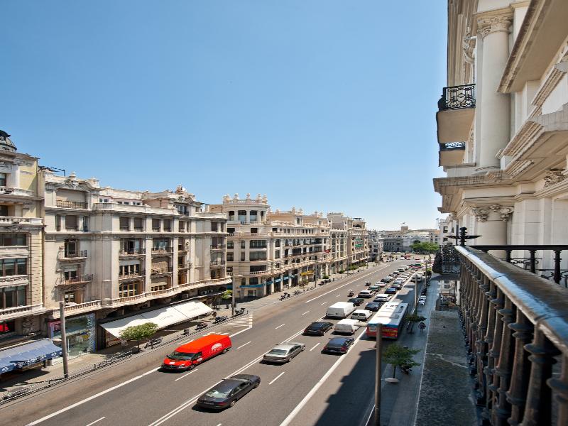 Catalonia Gran Via Madrid image