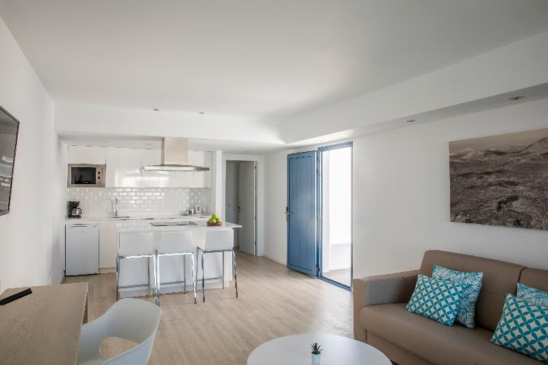 Oasis Lanz Beach Mate image