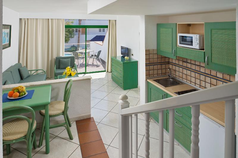 Aparthotel Esquinzo Y Monte del Mar gallery photo 26