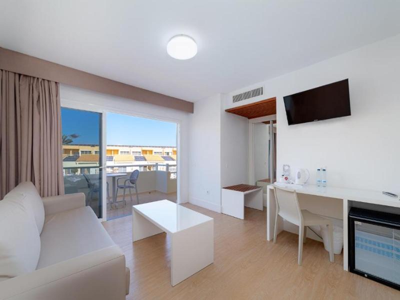Arena Suite Adults Only image
