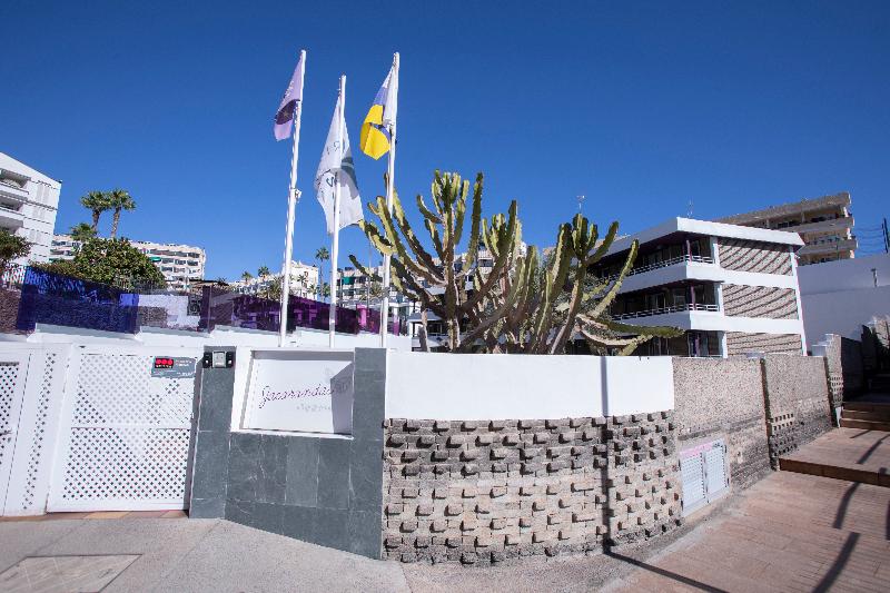 Las Jacarandas