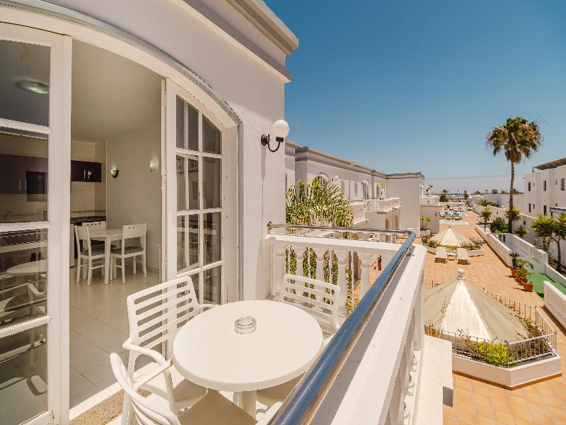 Apartamentos Corona Mar - Select Adults (+16) image