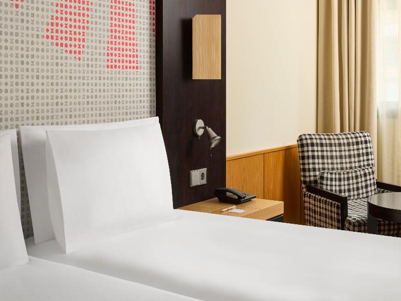 iStay by NH Ciudad de Valencia Hotel image