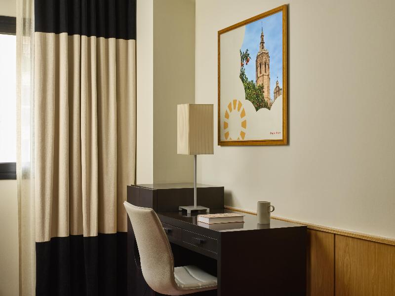 iStay by NH Ciudad de Valencia Hotel image