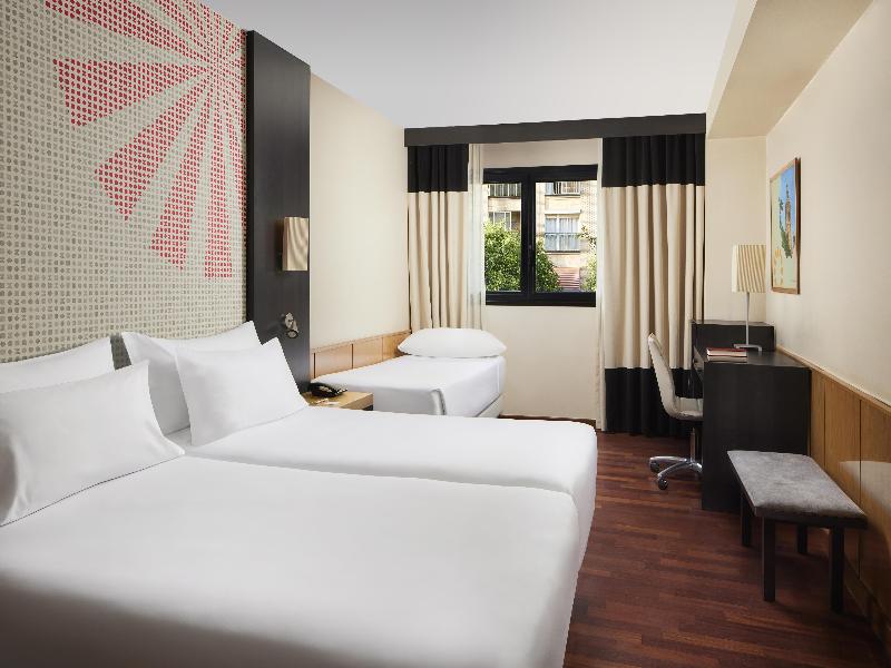 iStay by NH Ciudad de Valencia Hotel image