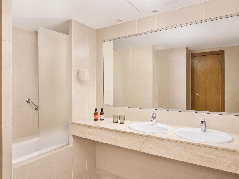 iStay by NH Ciudad de Valencia Hotel image