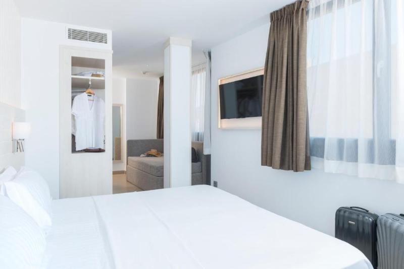 Hotel Marsol image