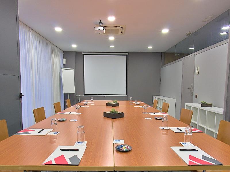 Atenea Barcelona Aparthotel image