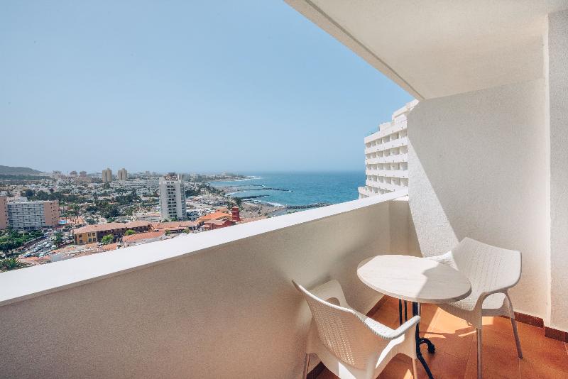 Iberostar Waves Bouganville Playa image