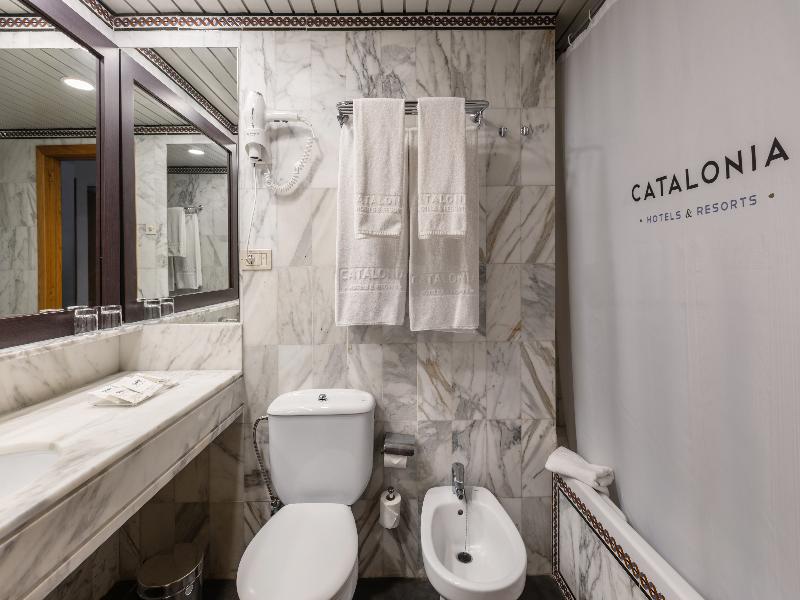 Catalonia Las Vegas - Adults Only image