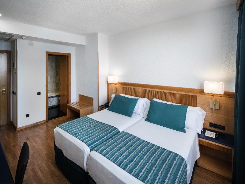 Catalonia Las Vegas - Adults Only image